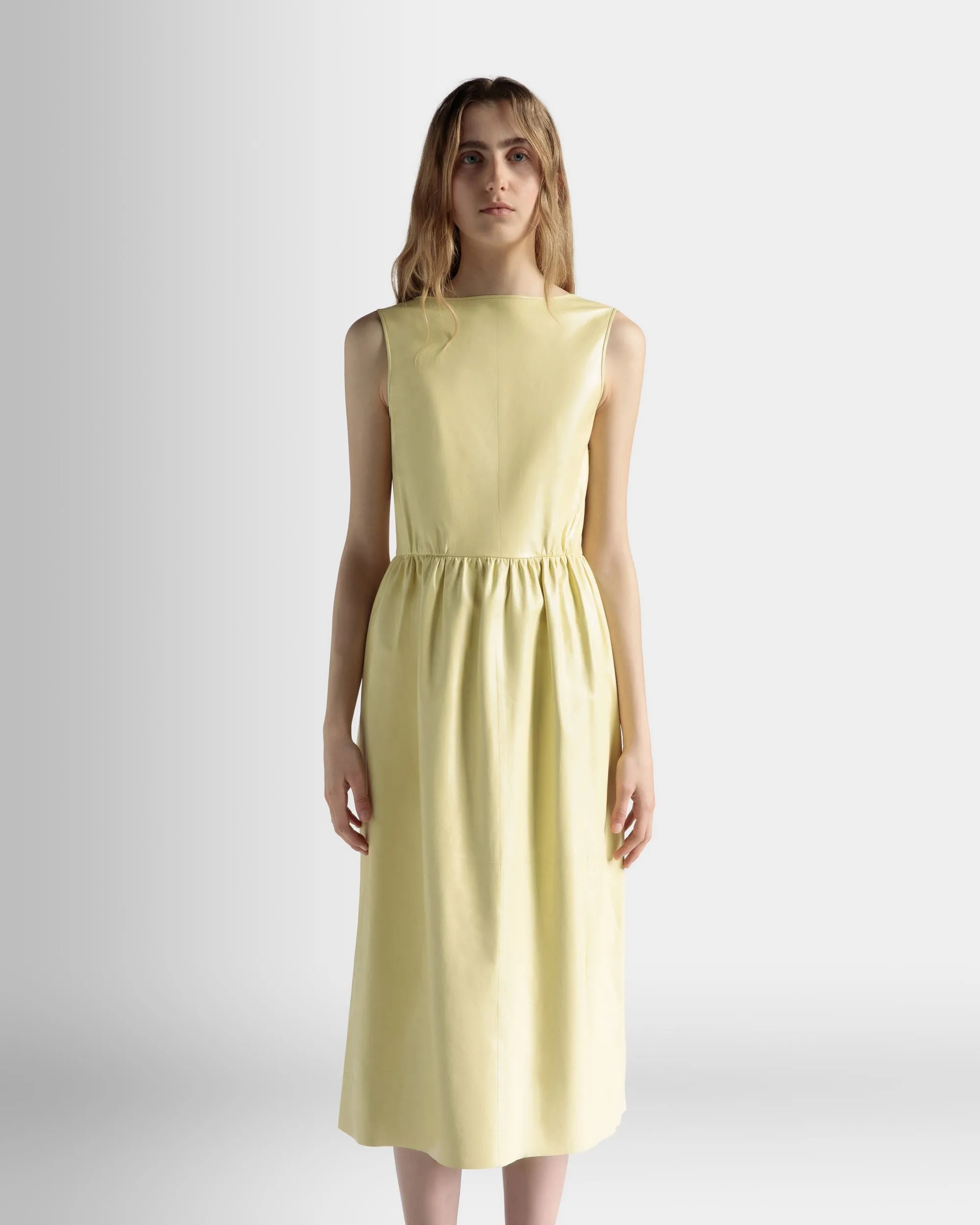 Robe Midi Sans Manches En Cuir Vanana Yellow